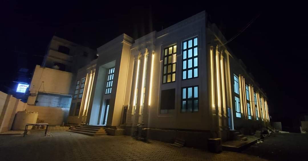قاعة قصر اللوفر صنعاء