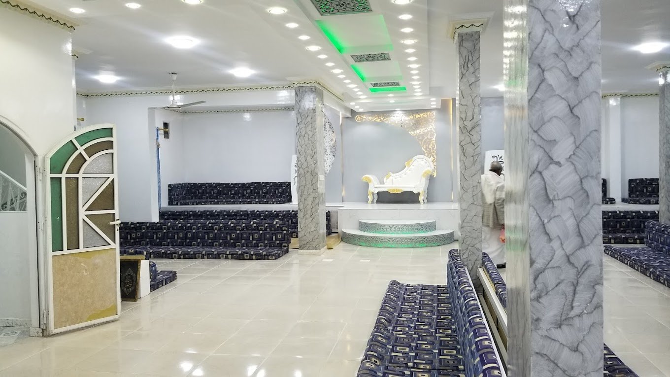 قاعة المنير  اليمن