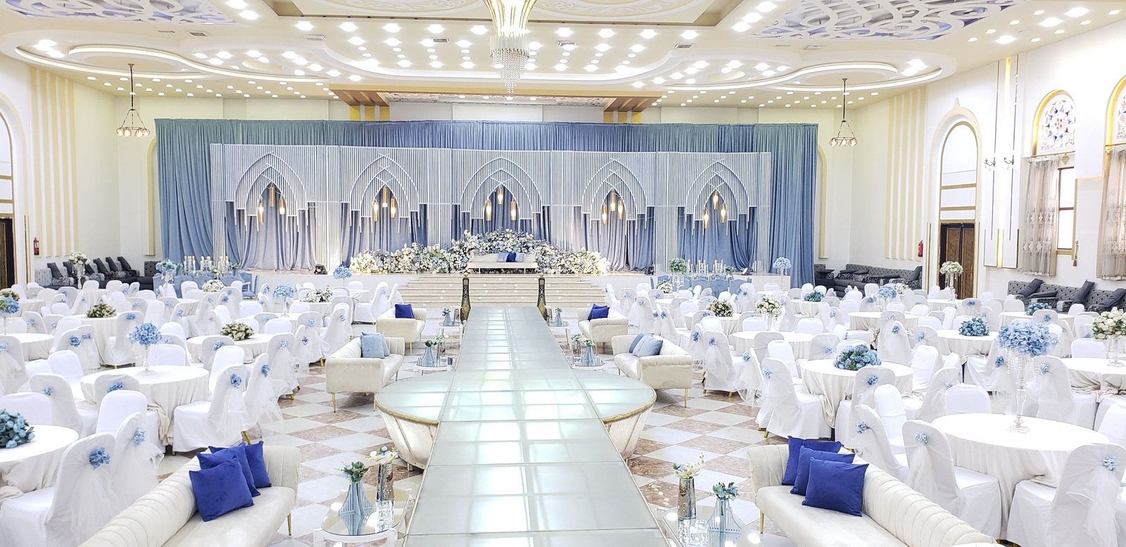 صاله زهرة اللوتس